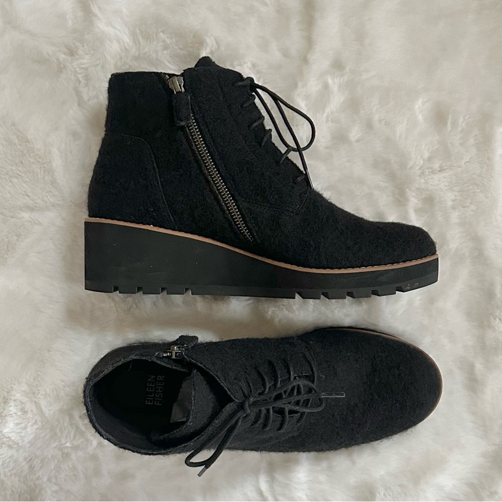 EILEEN FISHER 10 Crew Felted Wool Wedge Booties in Black • Lace Up Ankle Boots - Picture 12 of 16